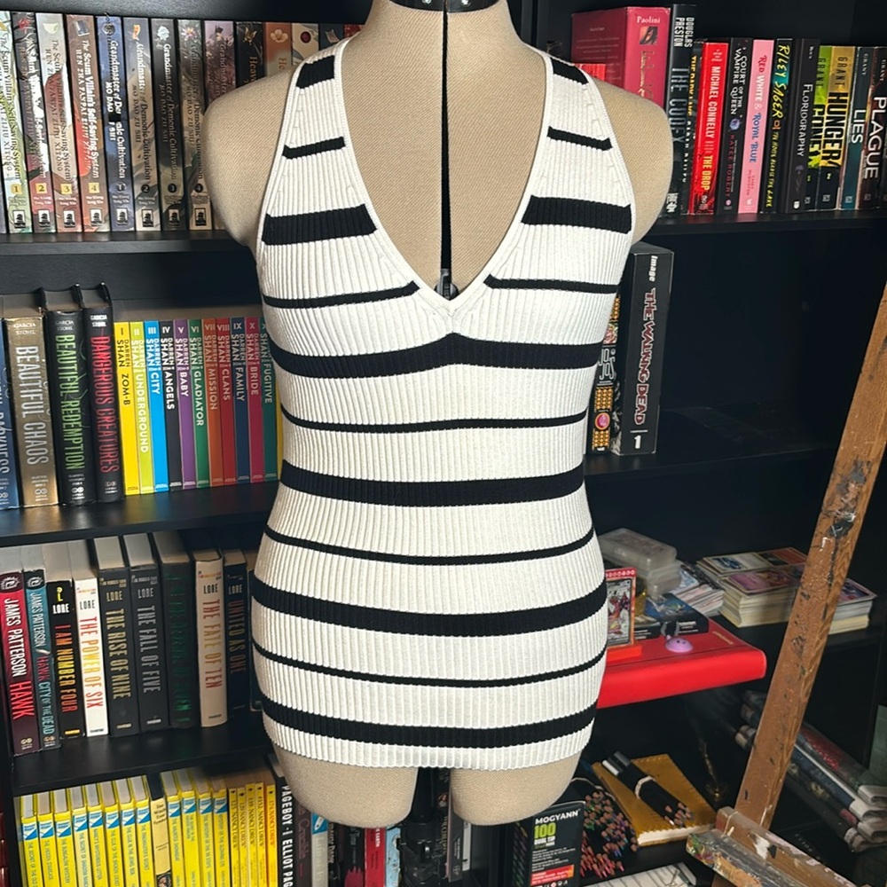 INC International Concepts Black And White Horizontally Striped Sleeveless Top